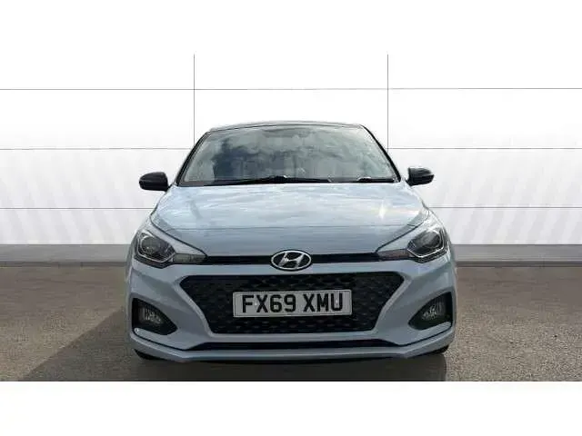Used Hyundai i20 84 HP (61 kW) 2019 Grey Hatchback