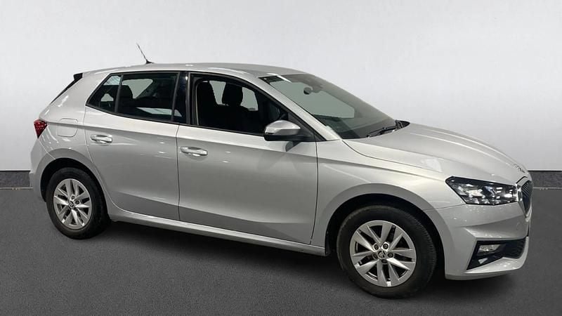 Used Skoda Fabia Comfort 80 HP (58 kW) 2022 Silver Hatchback