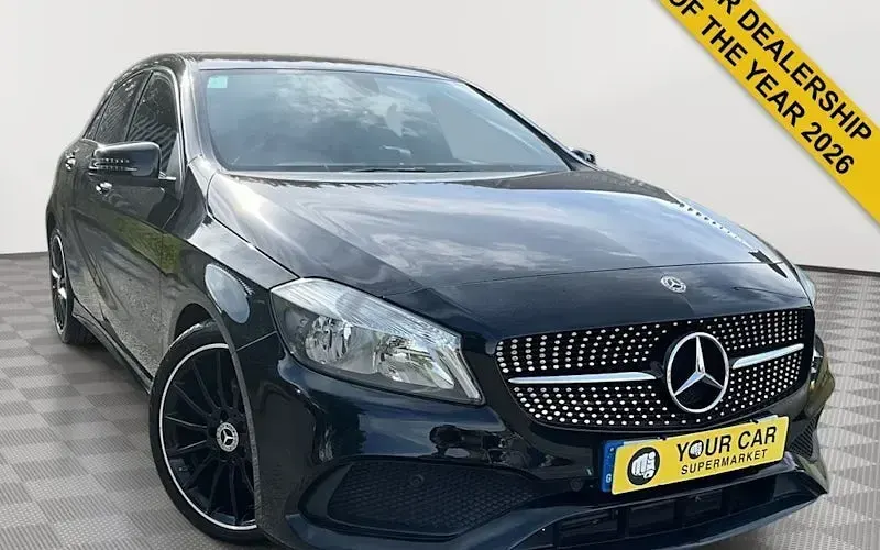 Begagnad Mercedes A200 AMG line 136 HK (100 kW) 2017 Halvkombi