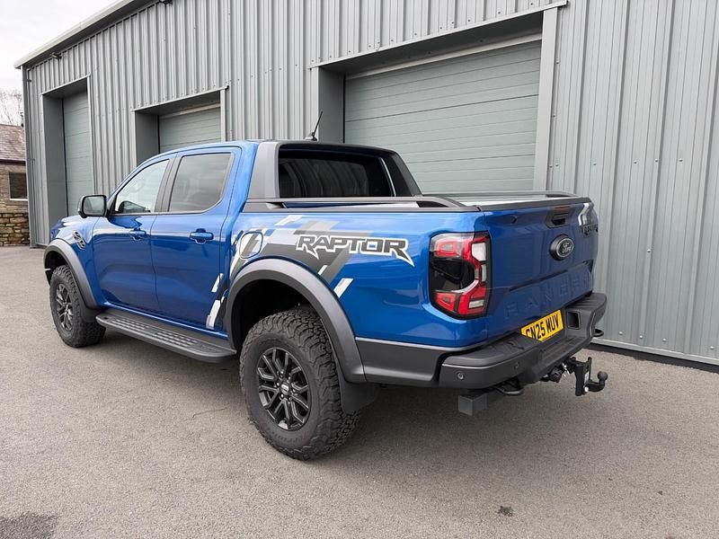 Used Ford Ranger Raptor 210 HP (154 kW) 2025 Blue Pickup