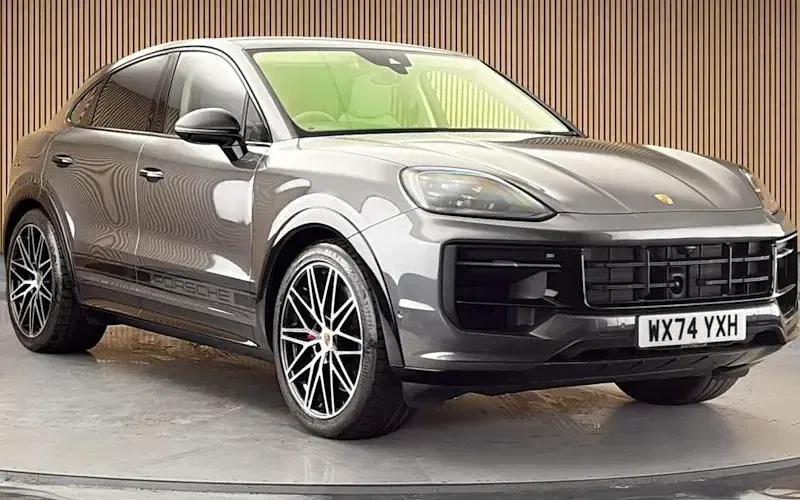 Used Porsche Cayenne 500 HP (367 kW) 2024 SUV