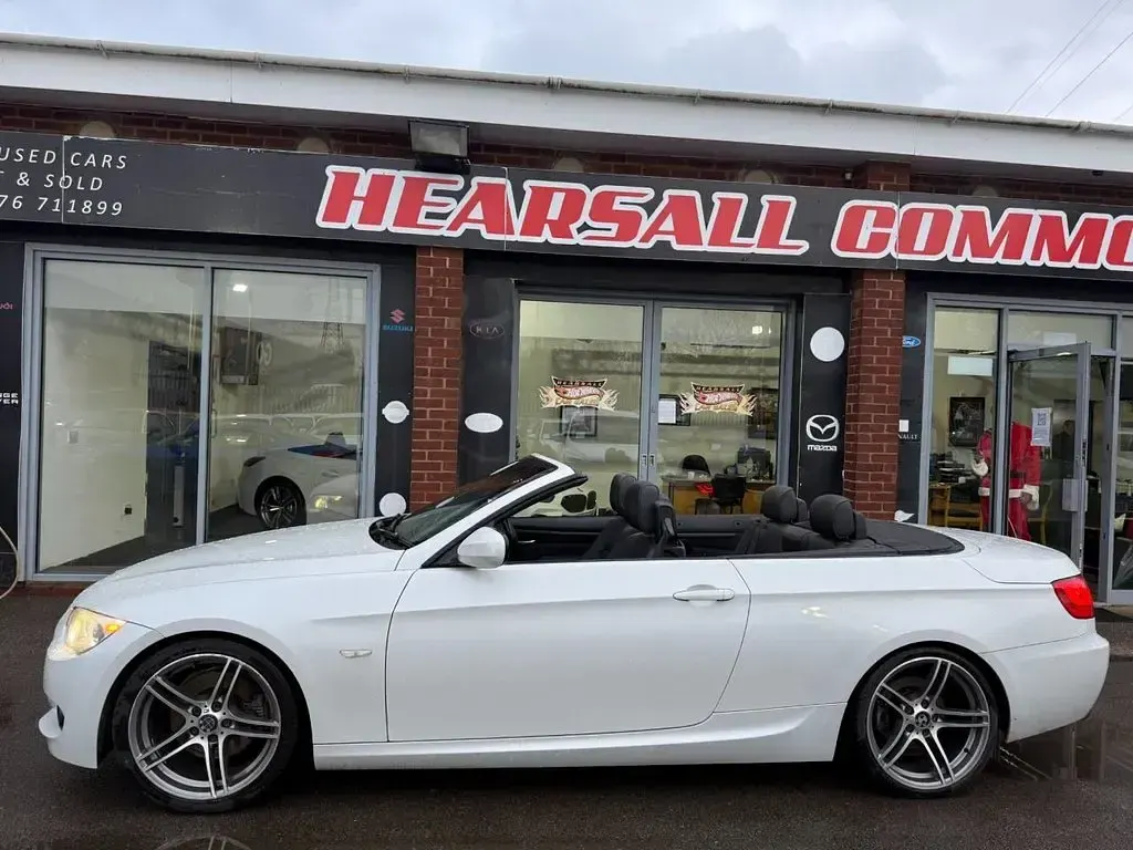 Usado BMW 325 Cabriolet M Sport 218 CV (160 kW) 2010 Blanco Descapotable