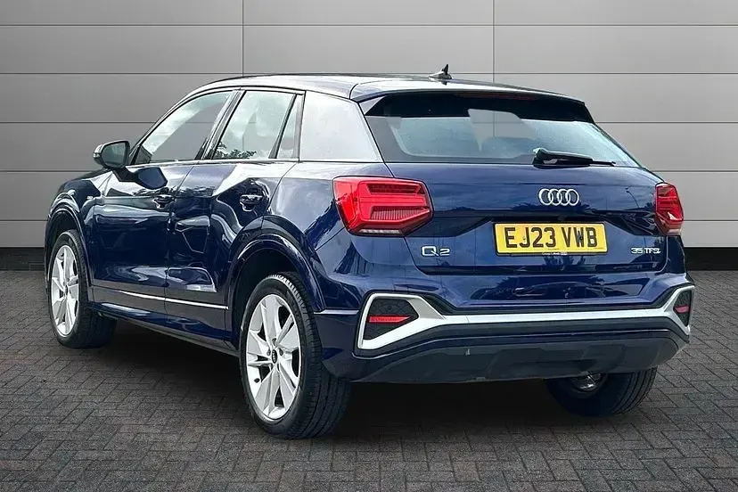 Used Audi Q2 S-Line 150 HP (110 kW) 2023 Blue SUV