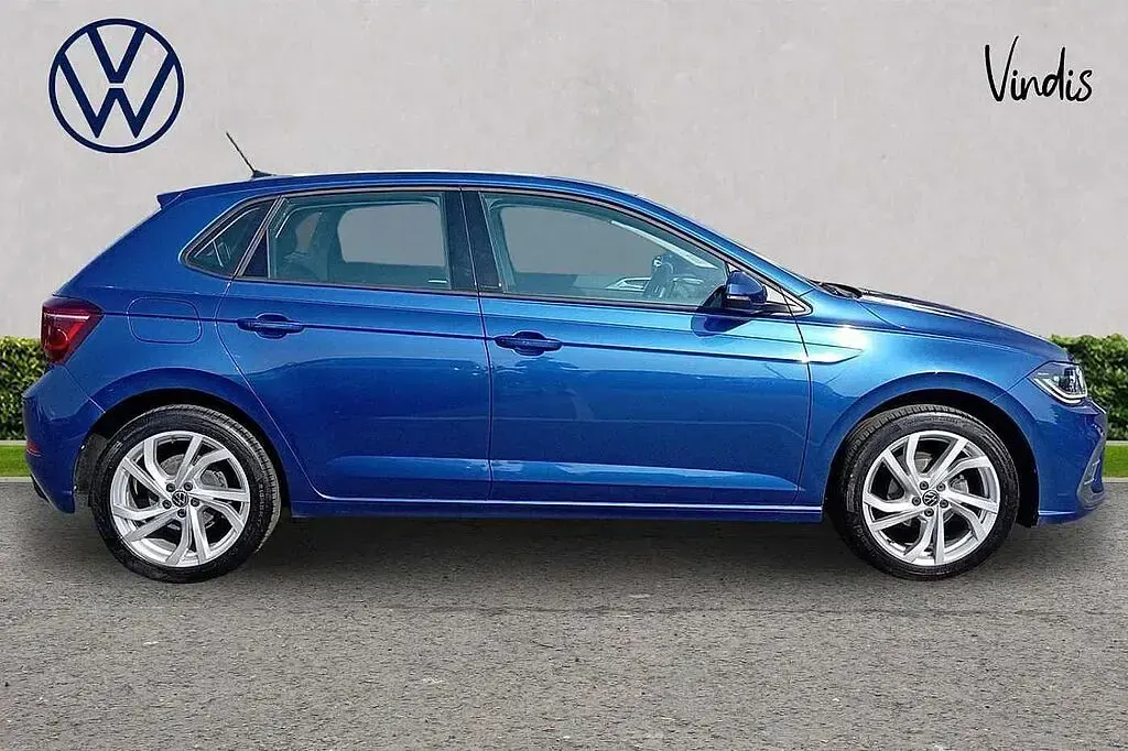Used VW Polo Style 95 HP (69 kW) 2023 Blue Hatchback