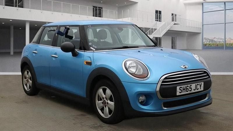 Blue Used 2015 Mini ONE Hatch Hatchback | £7,295 (Fair price) - Image 1/4