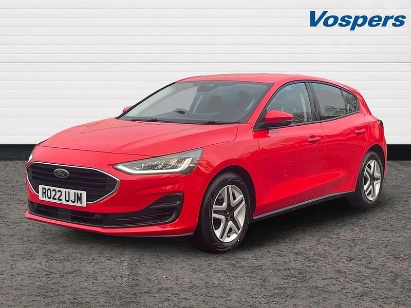 Used Ford Focus Trend 125 HP (91 kW) 2022 Red Hatchback