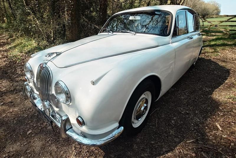 Used Jaguar MK II 1969 Cream Sedan
