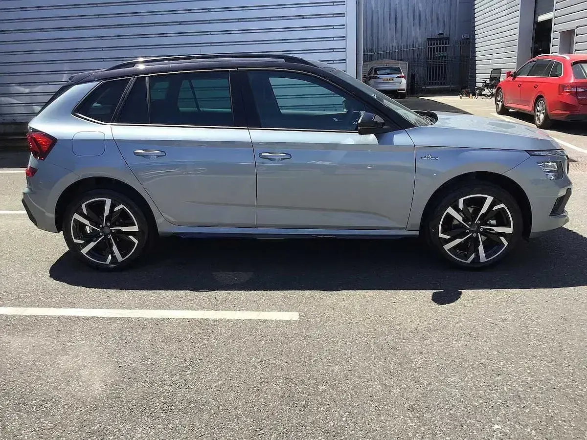 New Skoda Fabia Design Edition 85 HP (62 kW) 2026 Smokey silver metallic black magic pearl effect Hatchback