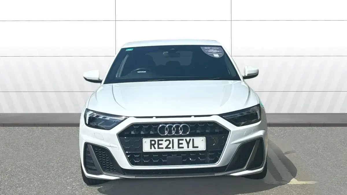 Used Audi A1 Advanced 150 HP (110 kW) 2021 White SUV