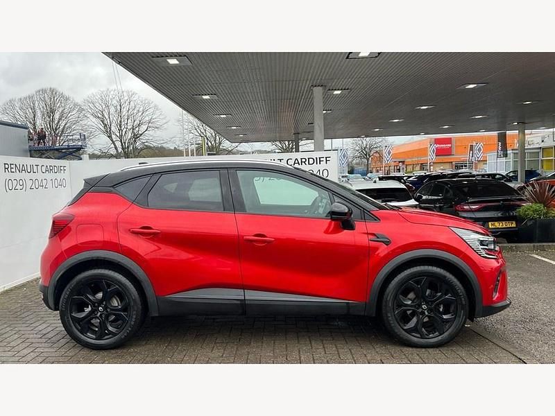 Used Renault Captur Rive Gauche 91 HP (66 kW) 2023 Id metallic  flame red  SUV