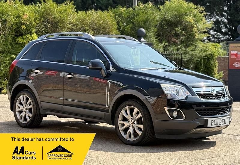 Black Used 2011 Vauxhall Antara SUV | £2,490 (Fair price) - Image 1/2