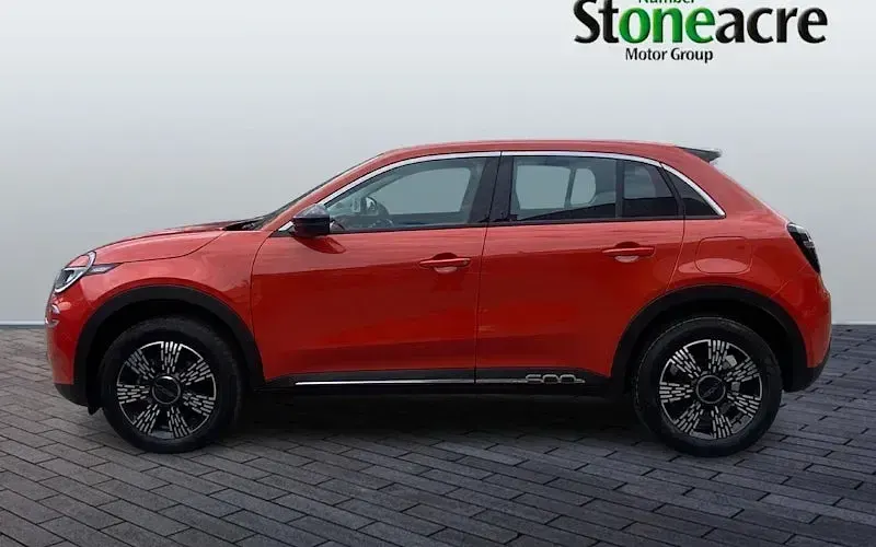 New Fiat 600 136 HP (100 kW) 2025 SUV