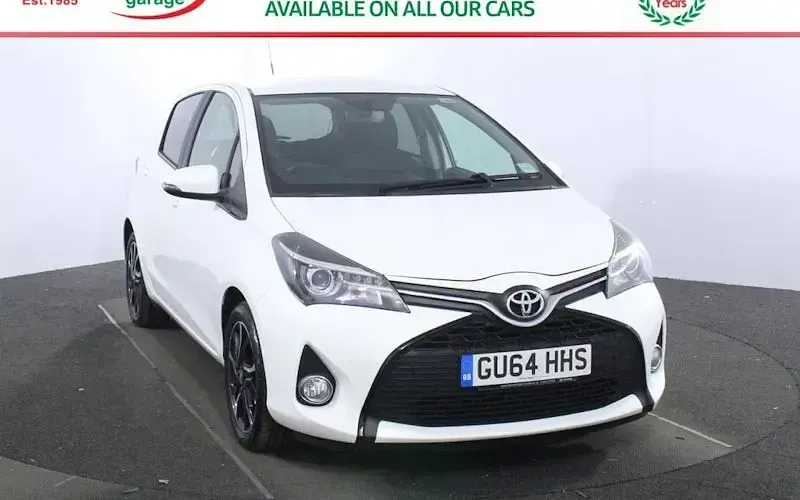 Begagnad Toyota Yaris Sport 99 HK (72 kW) 2014 Halvkombi