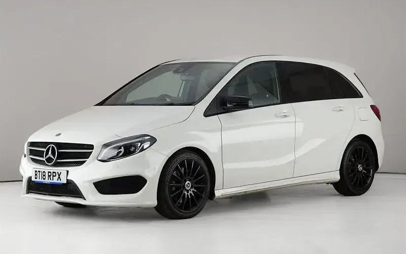 Used Mercedes B220 AMG Line Premium 177 HP (130 kW) 2018 White Hatchback