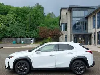 Used Lexus UX 250h Sport Design Packet 184 HP (135 kW) 2023 White SUV