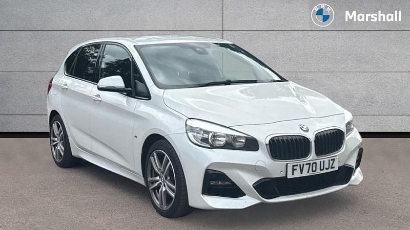Mineral white metallic Used 2020 BMW 218 M Sport Hatchback | £14,812 (Good price) - Image 1/4