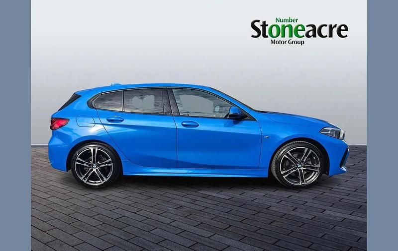 Used BMW 118 M Sport 134 HP (98 kW) 2023 Blue Hatchback