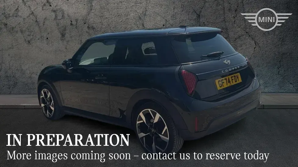 Used Mini Cooper Hatch 154 HP (113 kW) 2024 Black Hatchback