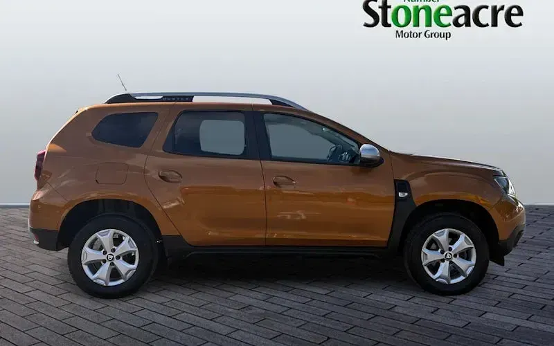 Used Dacia Duster Comfort 131 HP (96 kW) 2021 Orange SUV