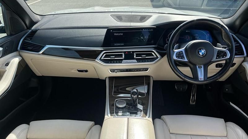 Used BMW X5 M Sport 389 HP (286 kW) 2021 White SUV