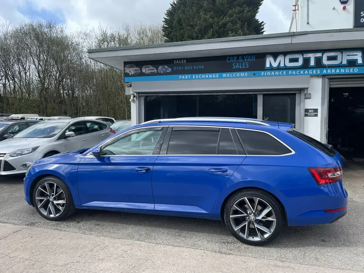 Used Skoda Superb SE L Executive 2019 Blue Estate