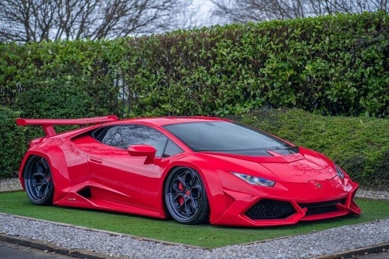 Red Used 2016 Lamborghini Huracán Coupe | £152,995 (Expensive) - Image 1/4