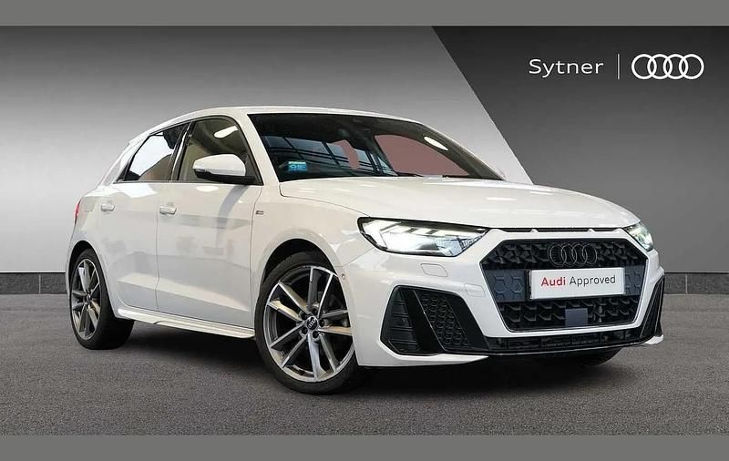 Used Audi A1 Advanced 147 HP (108 kW) 2022 White Hatchback