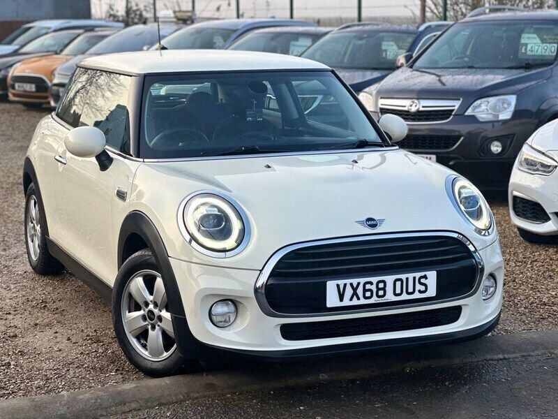 White Used 2018 Mini Cooper D Hatch Hatchback | £5,490 (Good price) - Image 1/4