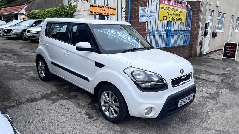 White Used 2012 Kia Soul 2 SUV | £3,999 (A bit pricey) - Image 1/4