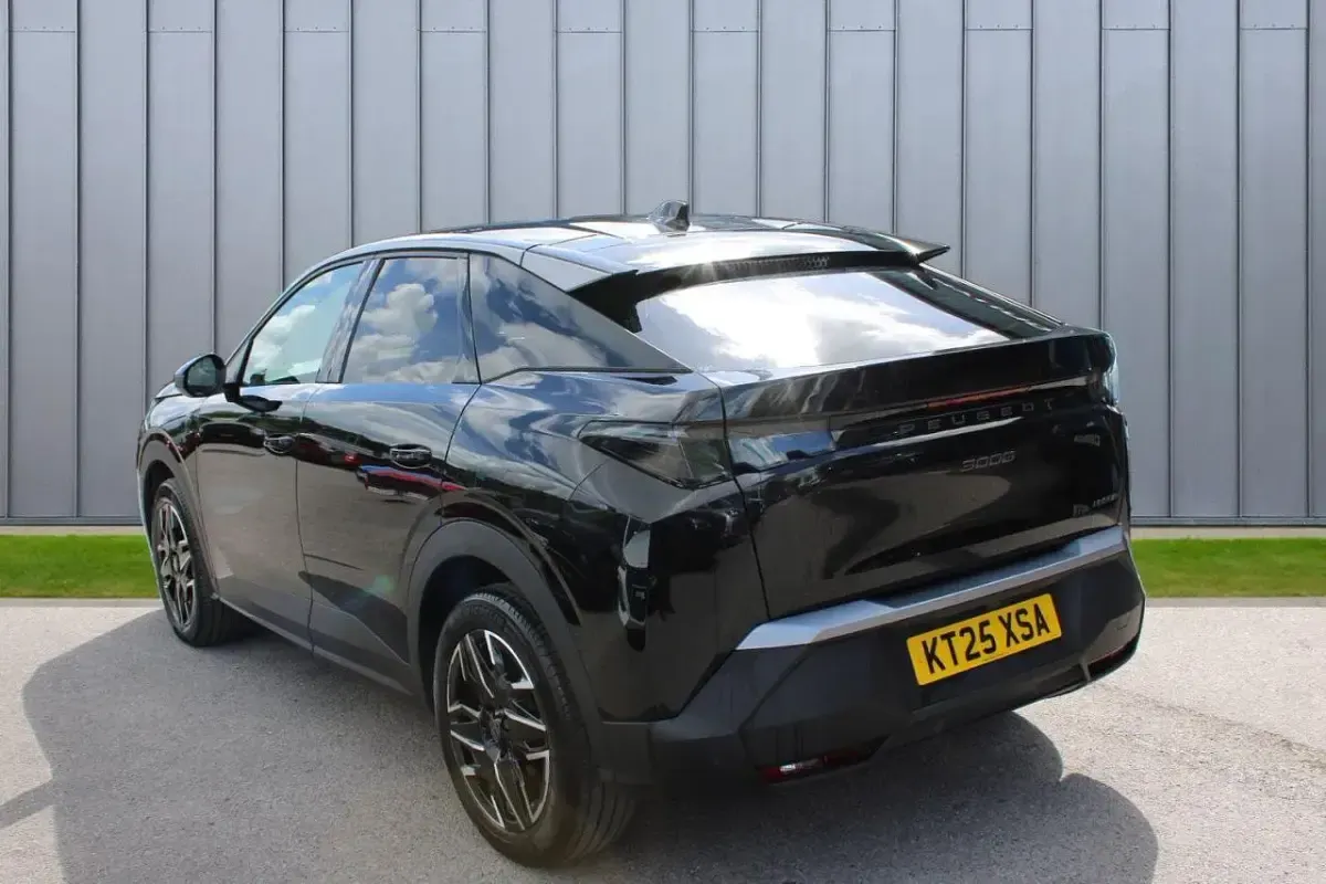 Used Peugeot 3008 GT 143 HP (105 kW) 2025 Black SUV