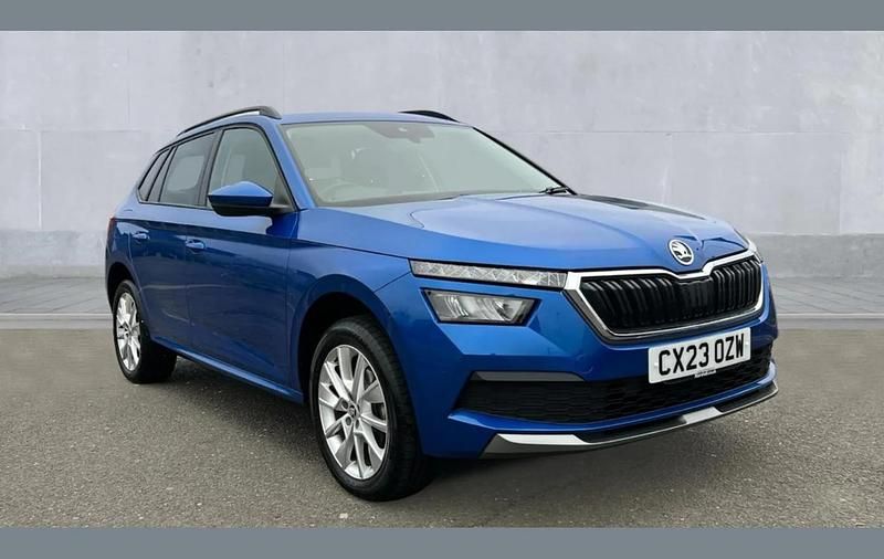 Used Skoda Kamiq SE Drive 110 HP (80 kW) 2023 Race blue metallic SUV