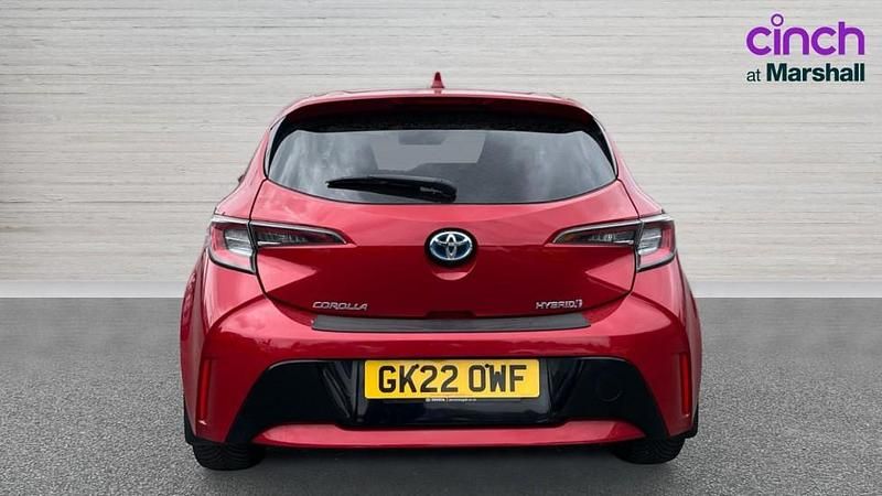 Used Toyota Corolla Design 122 HP (89 kW) 2022 Red