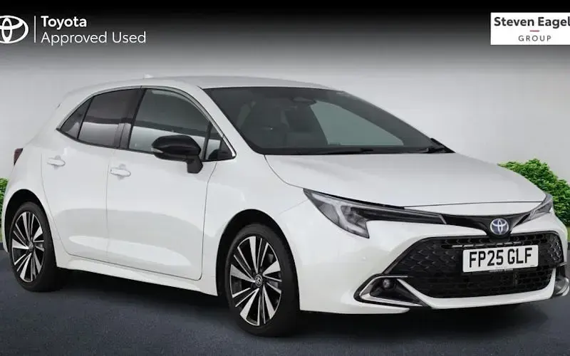 Used Toyota Corolla Design 140 HP (102 kW) 2025 Hatchback