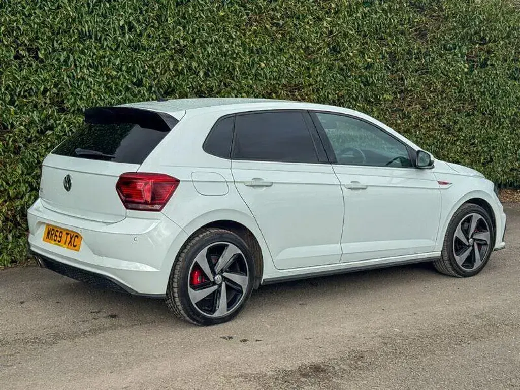 Used VW Polo GTI 200 HP (147 kW) 2019 White Hatchback