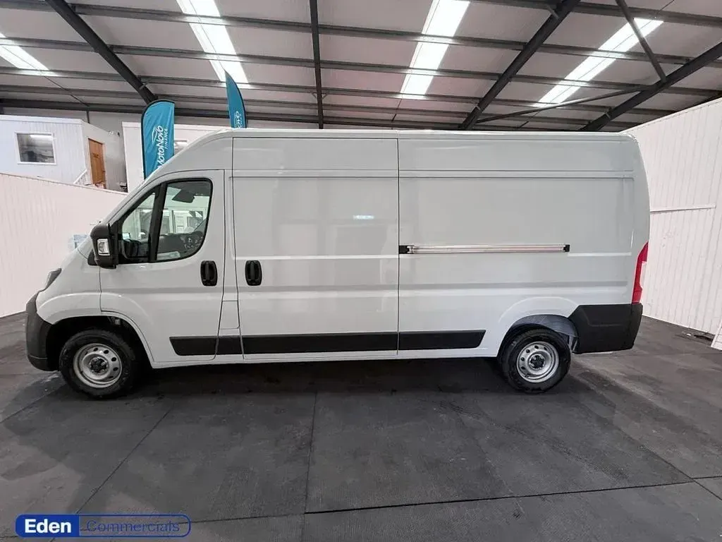 Used Peugeot Boxer S 2025 White Van