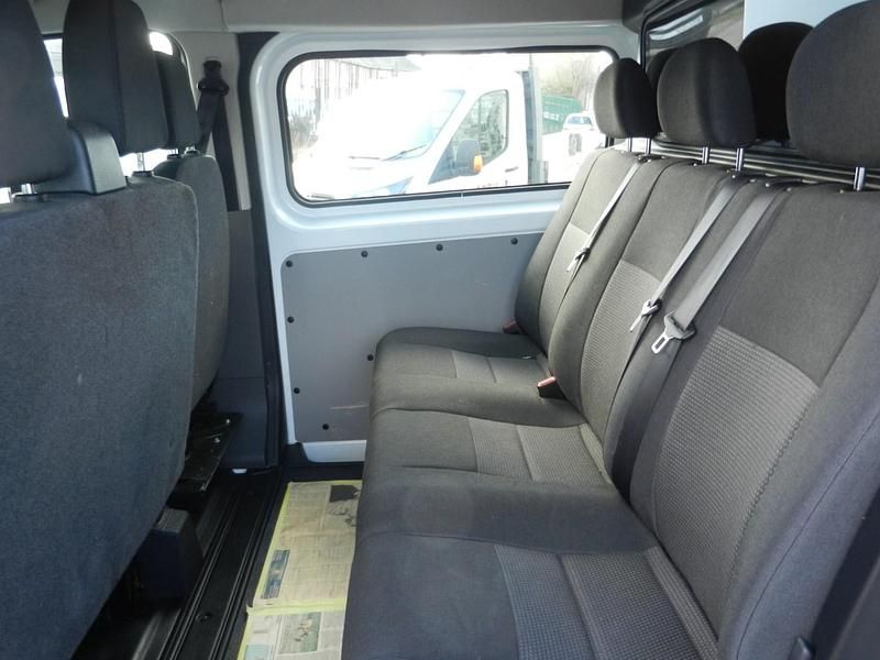 Used Ford Transit Custom 105 HP (77 kW) 2018 White Van