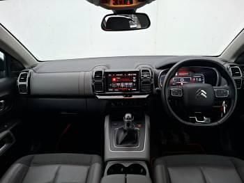 Image 3/4