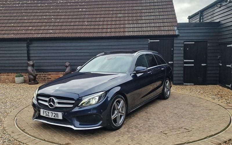 Usado Mercedes C220 AMG Line Premium 170 HP (125 kW) 2017 Azul Carrinha