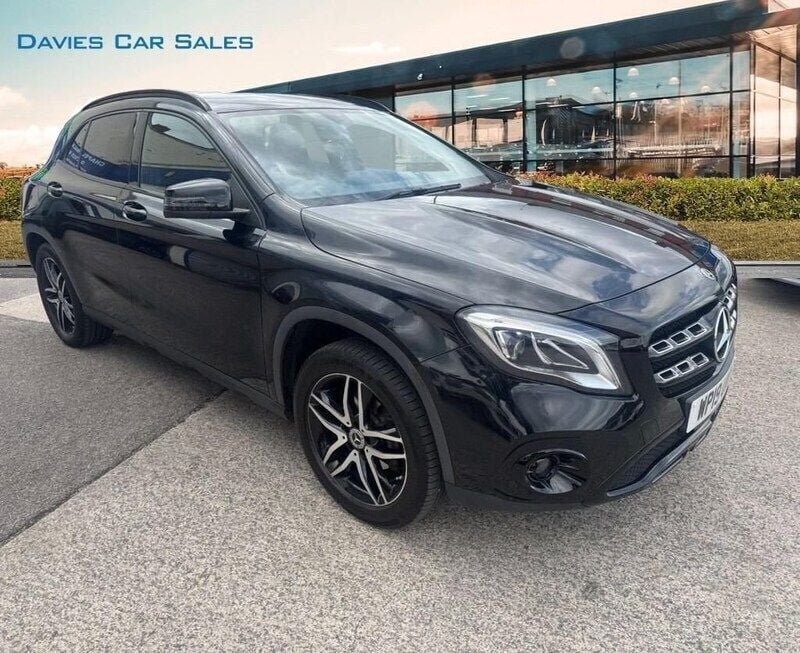 Black Used 2019 Mercedes GLA180 Urban SUV | £13,995 (Fair price) - Image 1/4