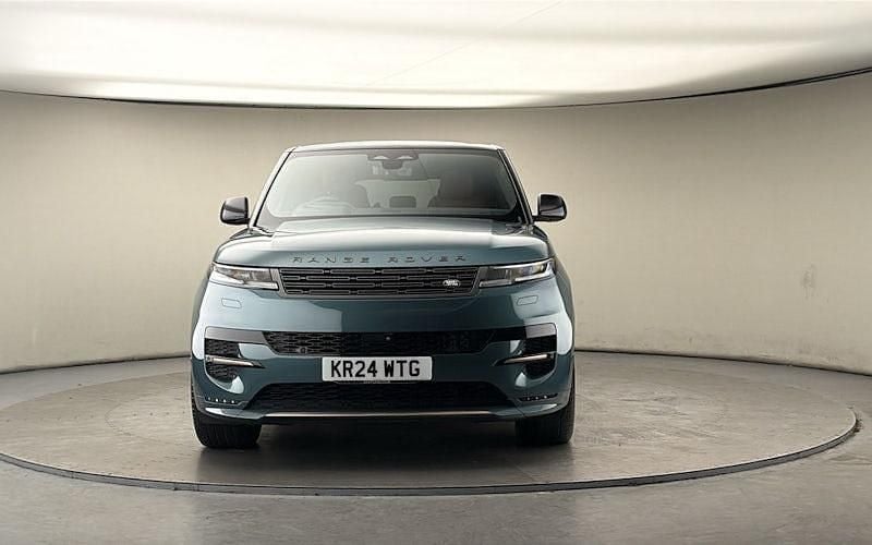 Used Land Rover Range Rover Sport Autobiography 300 HP (220 kW) 2024 Giola green SUV