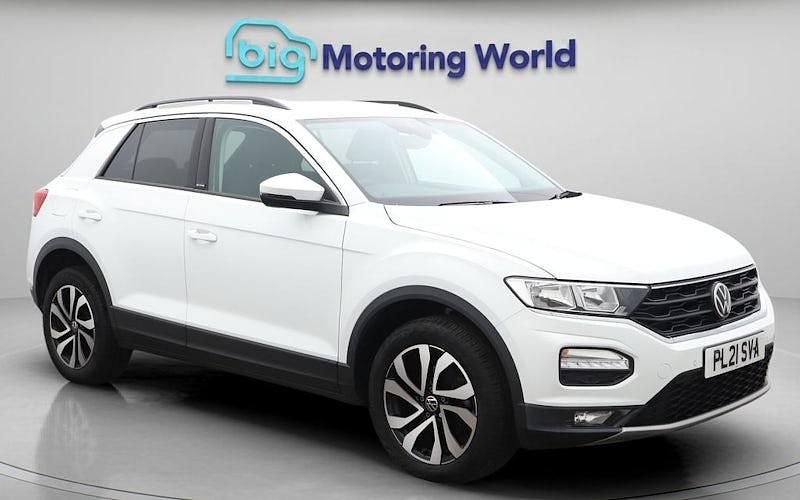 Used VW T-Roc Active 110 HP (80 kW) 2021 White SUV