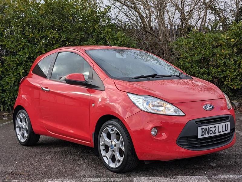Red Used 2012 Ford Ka Titanium Hatchback | £3,295 (Fair price) - Image 1/4