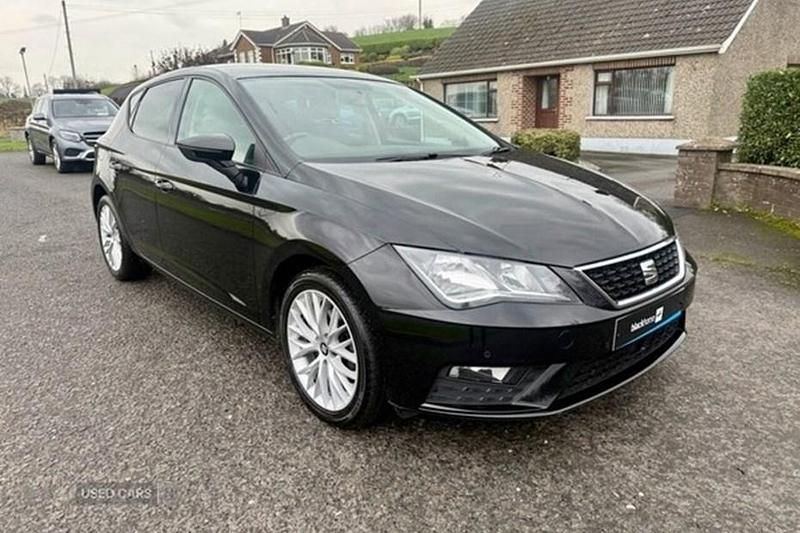 Used Seat Leon SE Dynamic 115 HP (84 kW) 2019 Black Hatchback