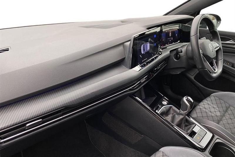 Used VW Golf VIII R-line 130 HP (95 kW) 2024 Black Hatchback