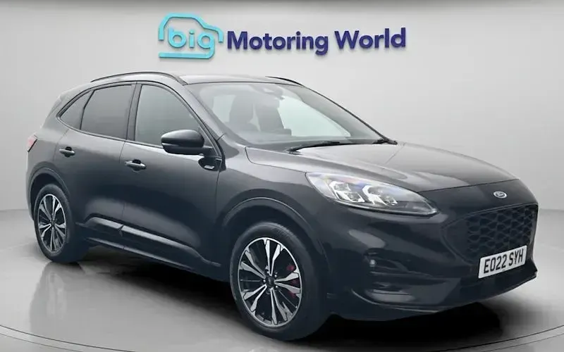 Used Ford Kuga ST-Line X 225 HP (165 kW) 2022 SUV