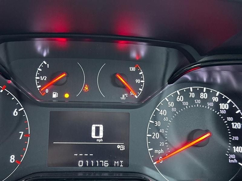 Used Vauxhall Combo Sportive 100 HP (73 kW) 2022 White MPV