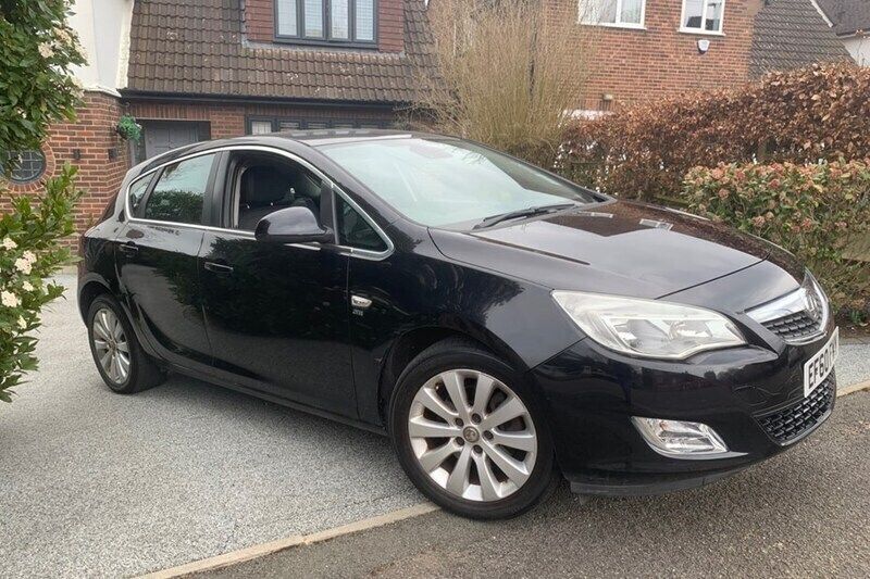 Black Used 2011 Vauxhall Astra Hatchback | £799 (Super price) - Image 1/1