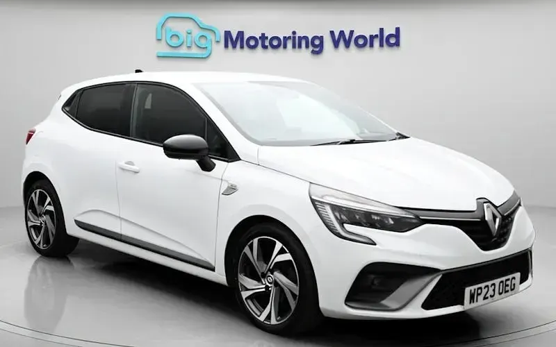 Used Renault Clio RS Line 90 HP (66 kW) 2023 Hatchback