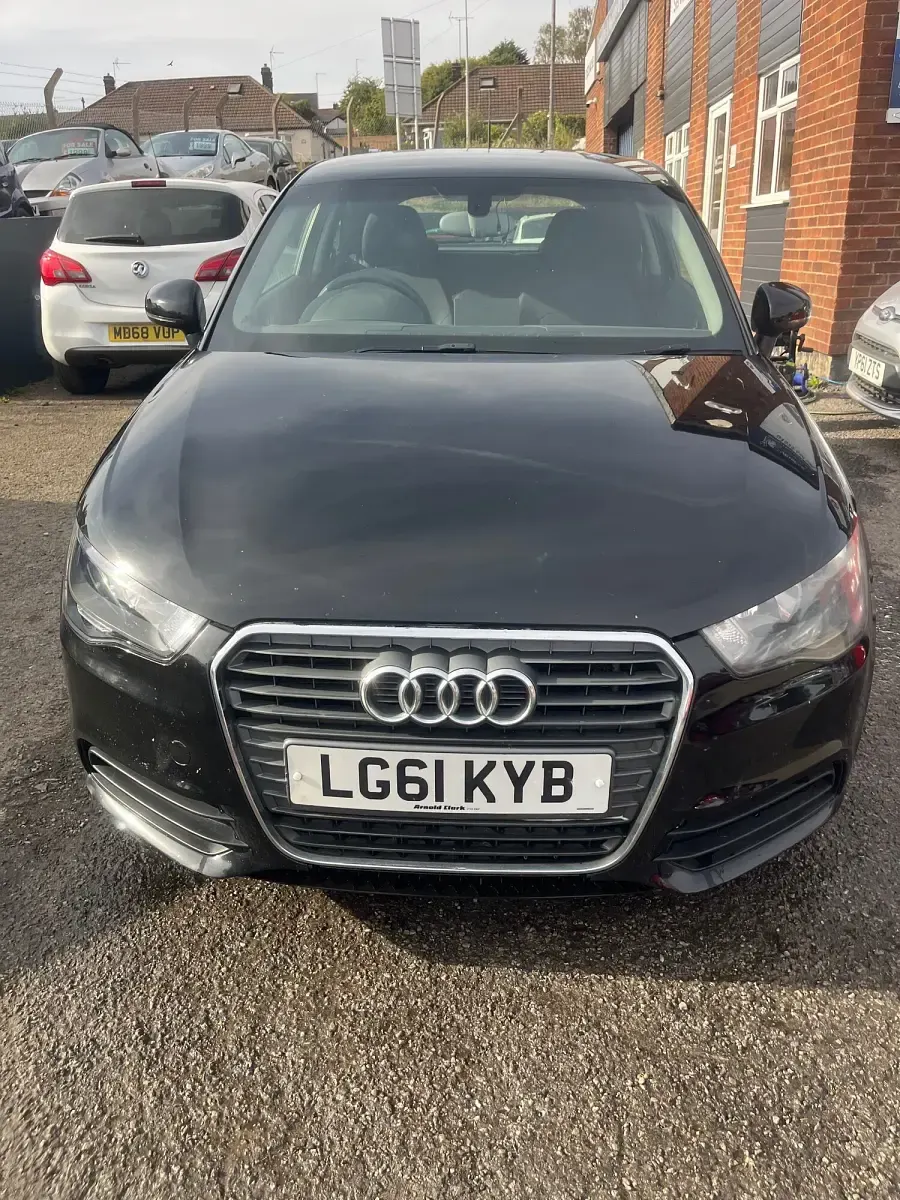 Used Audi A1 82 HP (60 kW) 2011 Black Hatchback