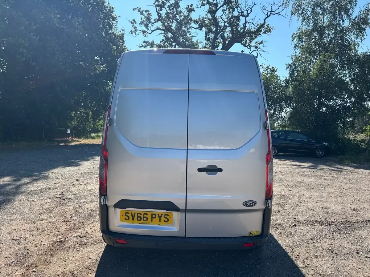 Used Ford Transit Custom Trend 128 HP (94 kW) 2016 Silver Van